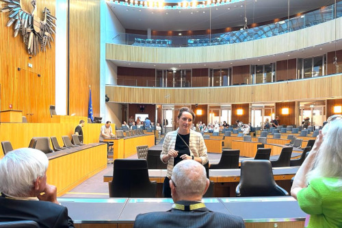 2023 besuch parlament